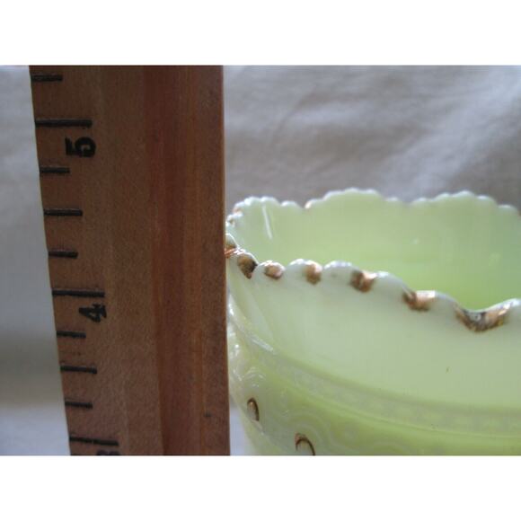 Jefferson Glass? Beautiful 4 1/2" custard glass jar, three mold mks, gold trim - Picture 7 of 7